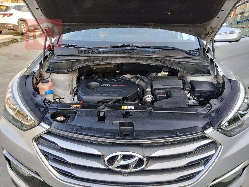 هيونداي سانتافي